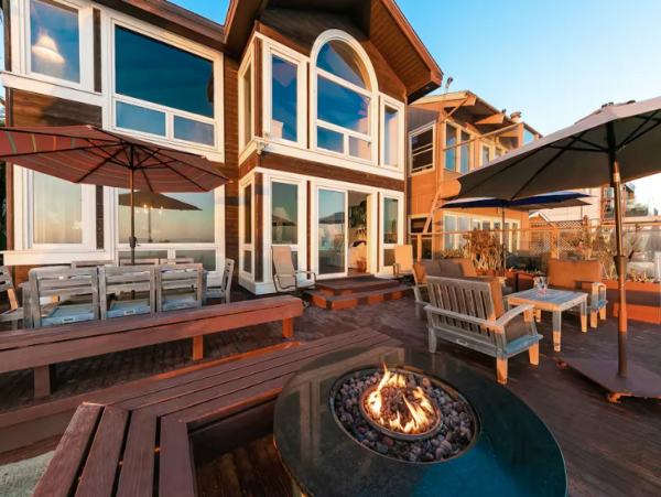 Oceanfront Retreat in Capo Beach - Luxurious 4-Bedroom Getaway
